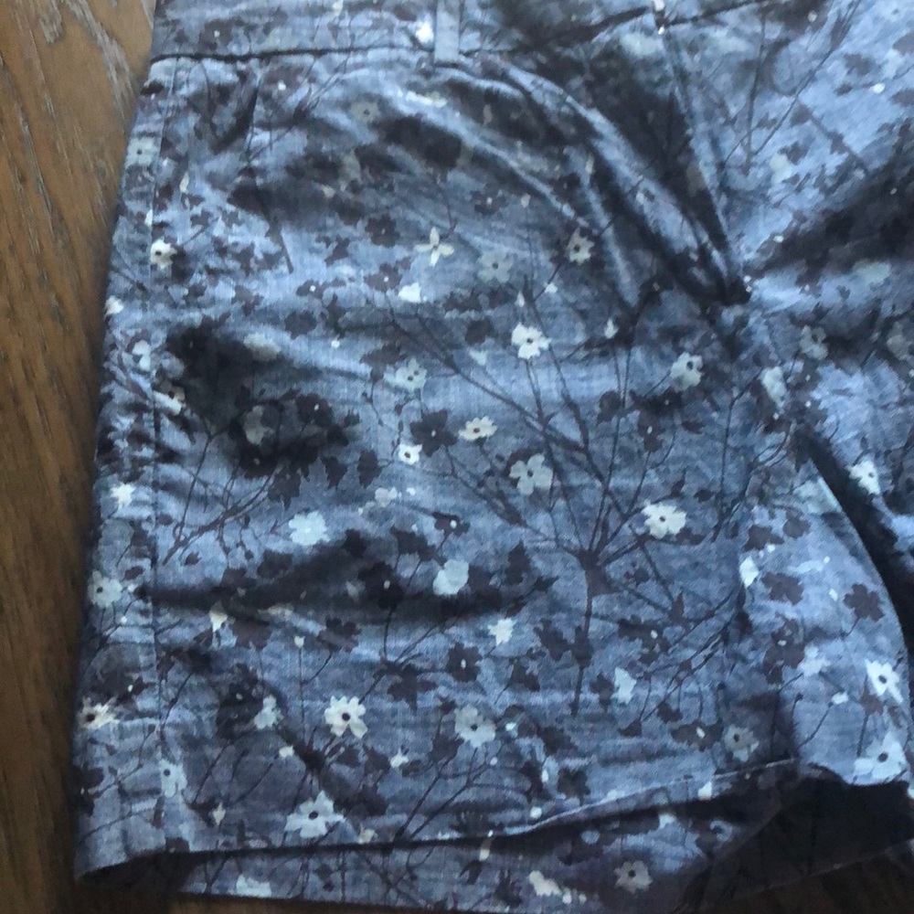 GAP shorts